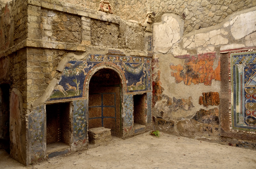 100 - Herculanum - Triclinium d'été de la maison de Neptune et Amphitrite