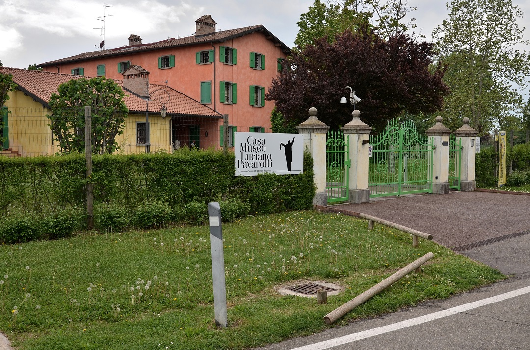 116 - Modène - Maison Musée Luciano Pavarotti