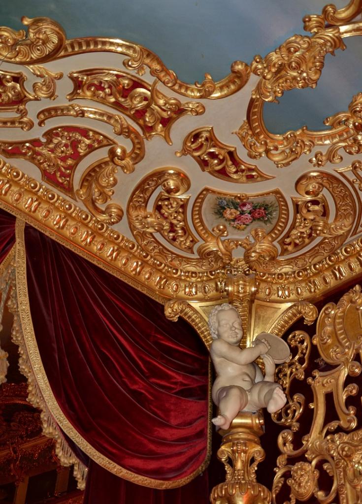 42 - La Fenice . Loge royale