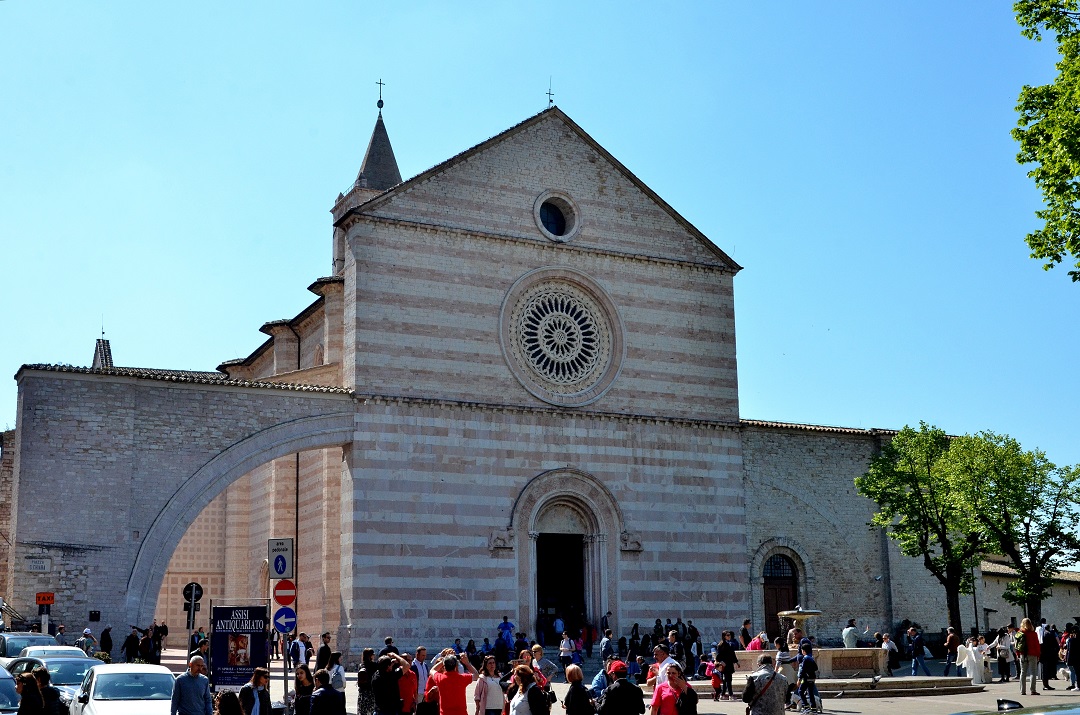 62 - Assise - Basilique Sainte Claire