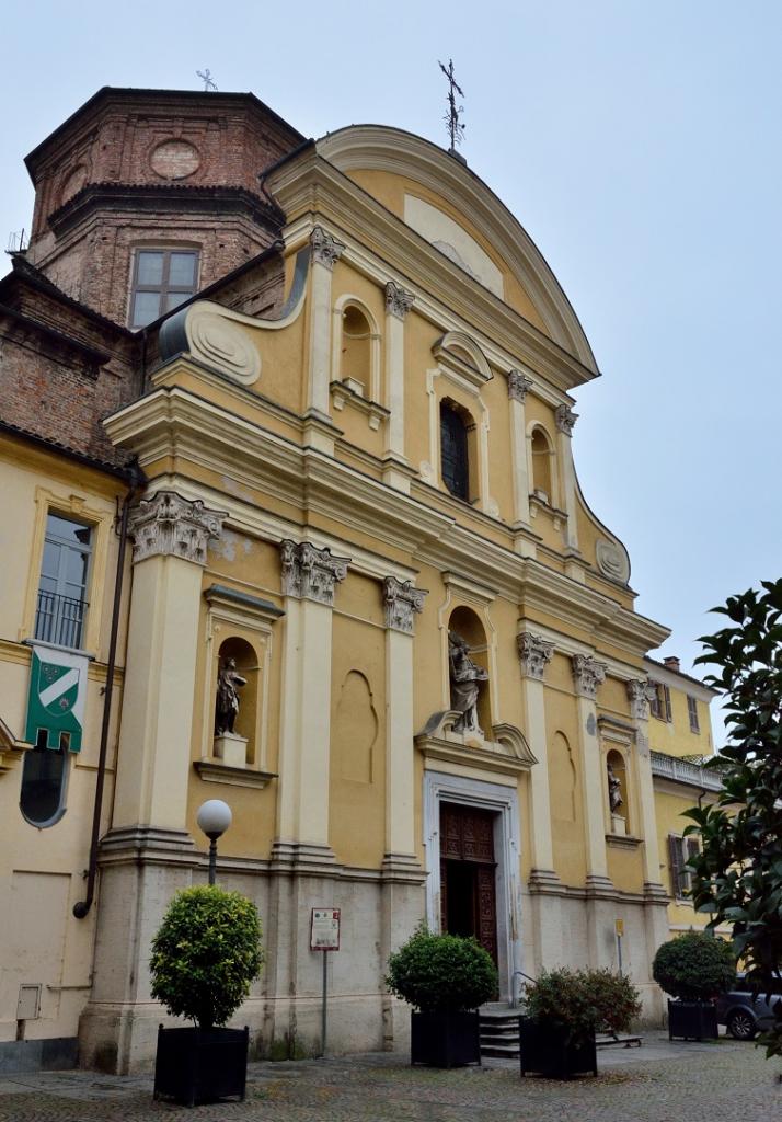 DSC_3306.a - Asti -  Place San Martino - Eglise San Martino